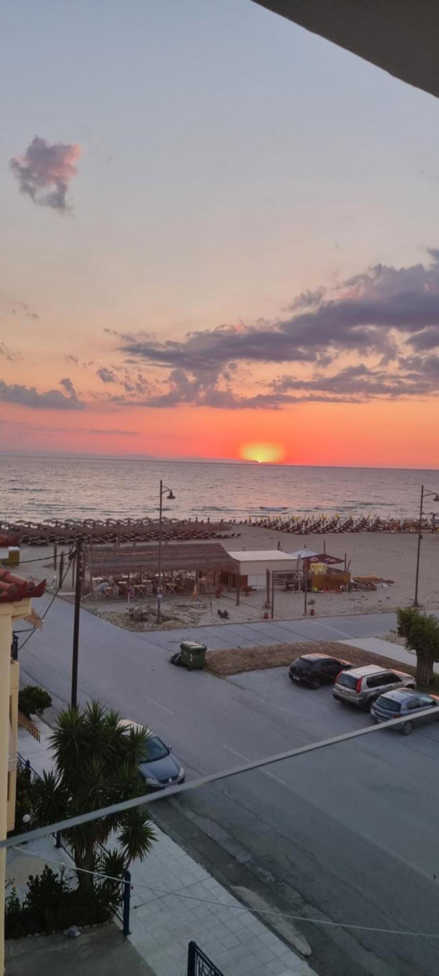 Pantheon Sea View Aparthotel Neoi Poroi Rum bild
